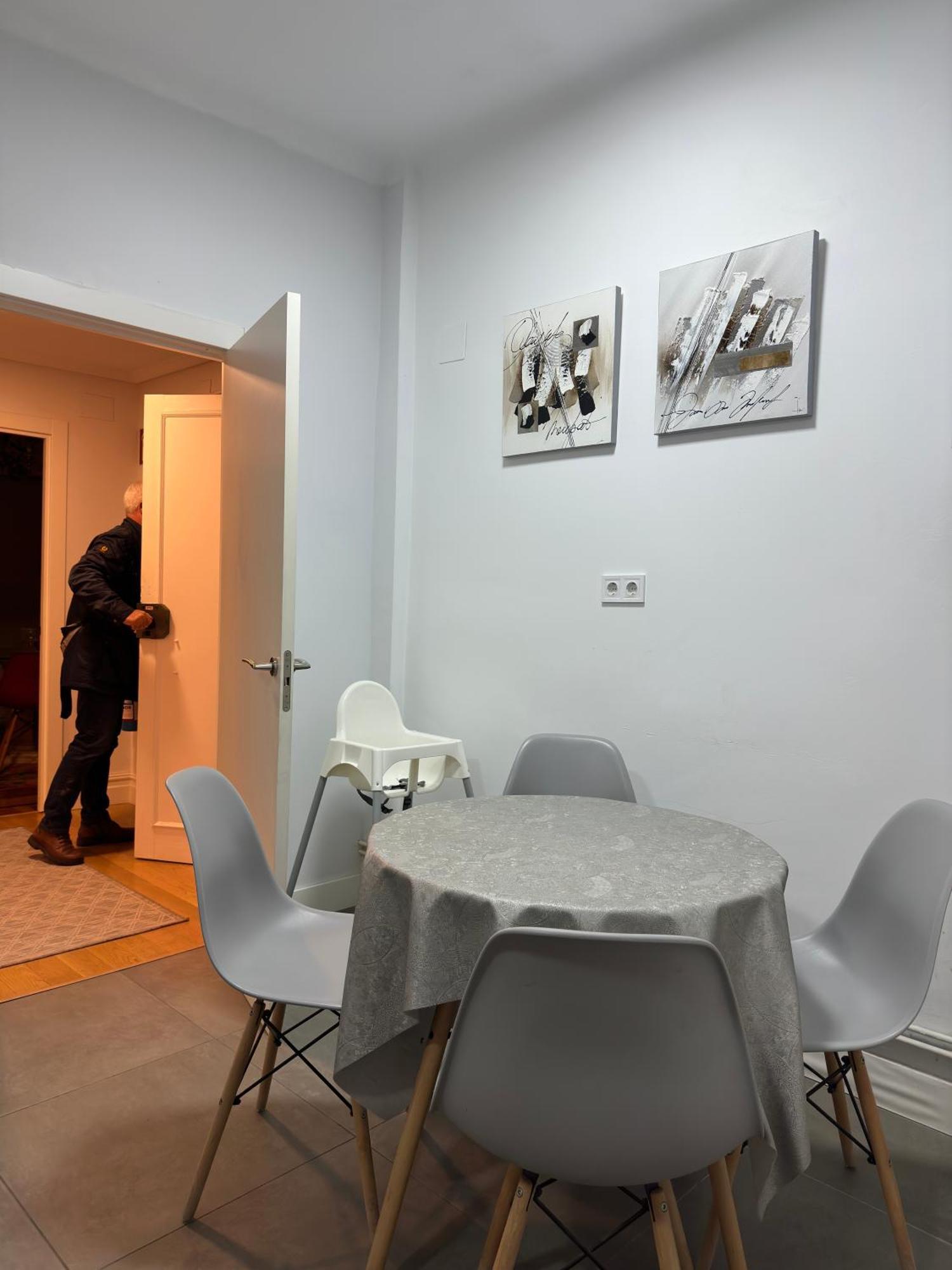 Fantastico Apartamento En El Centro De Бильбао Номер фото